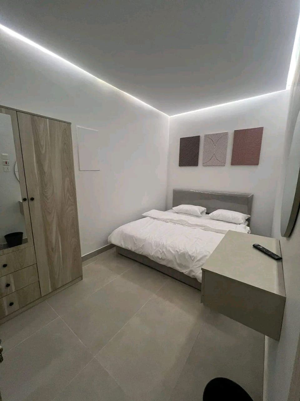 غرفه عزاب داخل سقه حى طيبه 1