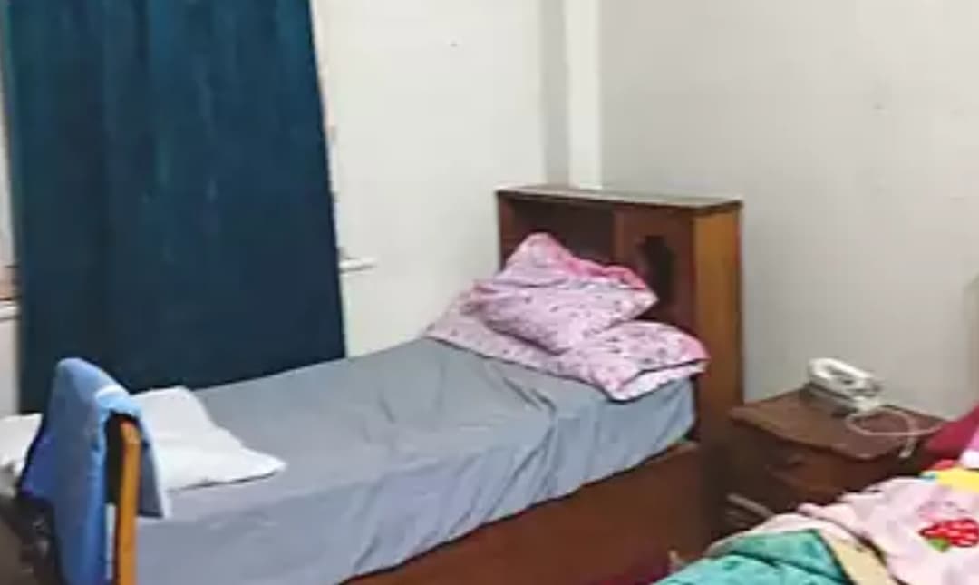 غرفة مفروشة في لبن للشباب