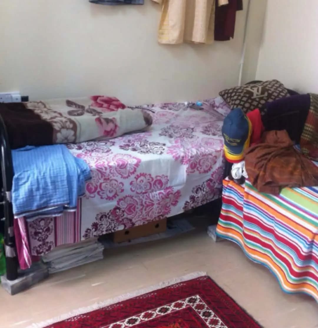 غرفة في حي النخيل قريبة من المترو 1