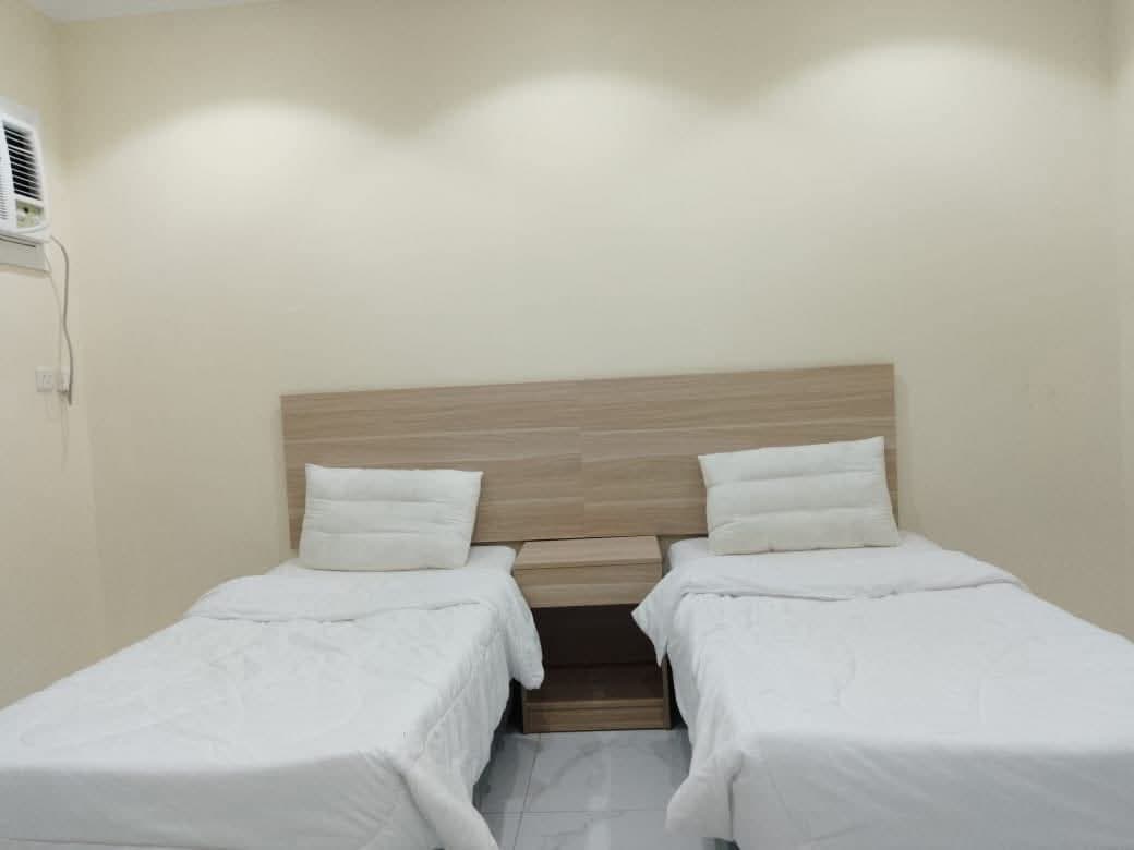 سكن عزاب مفروش متاح غرفه 1