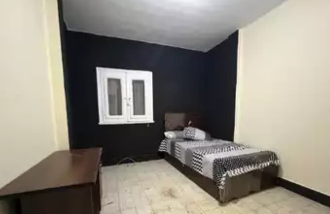 غرفة لبنات في مكة - القيروان