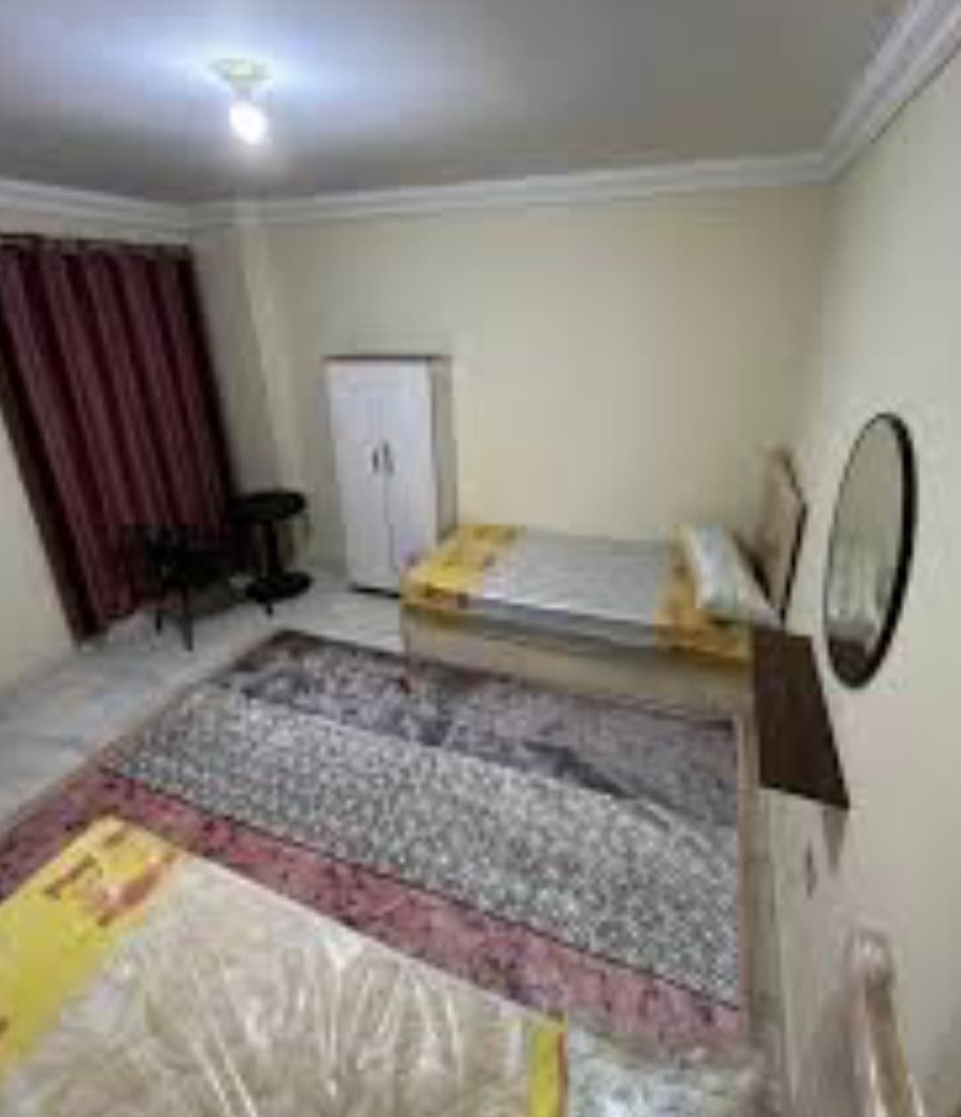 غرفة لشريك سكن في استوديو بحي غرناطة 1