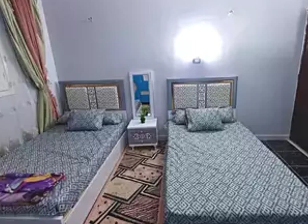 غرفة مفروشة للشباب في الملز 1